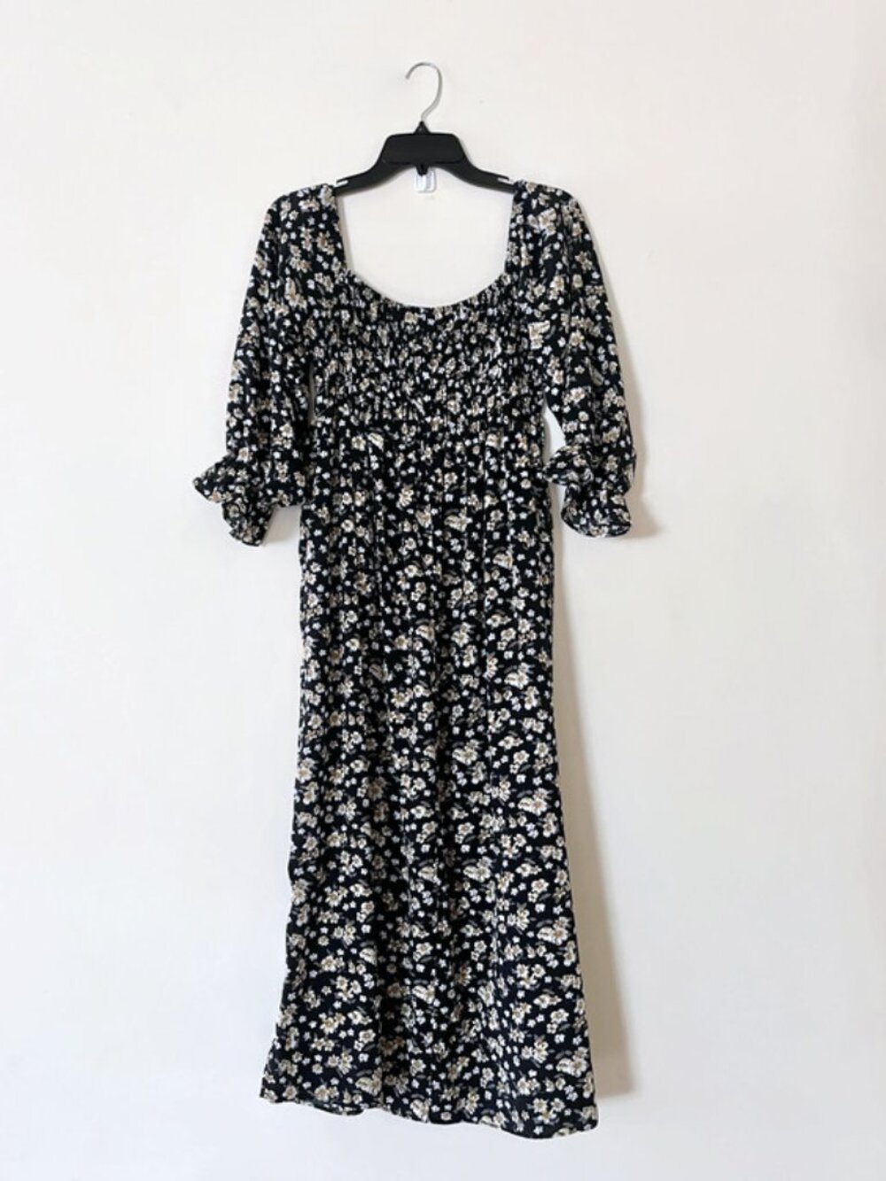 elloh. Chic Black Floral Long Sleeve Dress
